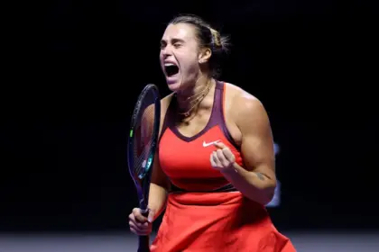 Sabalenka vs Rybakina: Final de las WTA Finals definida en Arabia Saudita