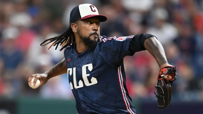 Escándalo MLB: Clase y Ortiz, lanzadores Guardians, acusados de amaño de lanzamientos