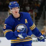 Dahlin, capitán de Sabres, deja el equipo para apoyar a su prometida en Suecia.