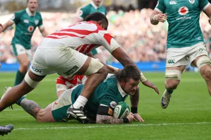 Irlanda Aplasta a Japón en Dublín: Victoria Contundente en el Rugby 10 Irlanda Aplasta a Japón en Dublín: Victoria Contundente en el Rugby