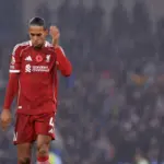 Slot: VAR se equivoca en gol de Van Dijk; Liverpool en crisis