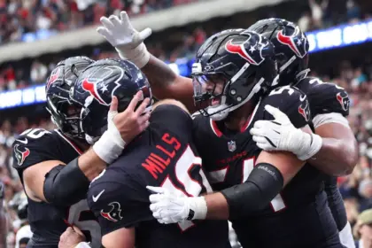 Mills lidera épica remontada de Texans: 3 TD en el último cuarto vs Jaguars