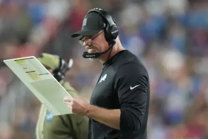 Campbell toma control ofensivo: Lions arrasan a Commanders.