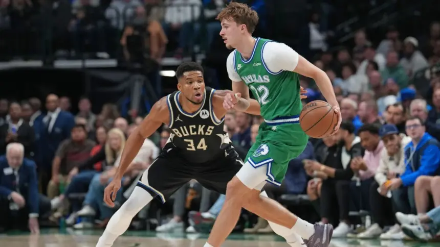 Abucheos a Harrison Opacan Noche Histórica de Flagg en Derrota de Mavs