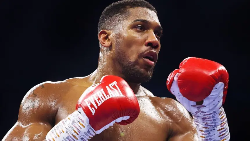 Hearn aclara rumores sobre el futuro de Anthony Joshua: ¿Próximo rival?