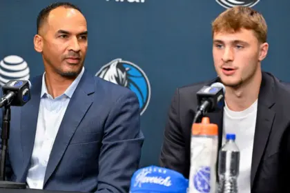 Mavs Despiden a Harrison: ¿Fin de la Era Doncic? ¿Davis en el Mercado?