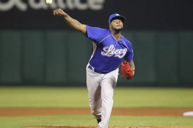 Águilas Cibaeñas firman a Lisalverto Bonilla tras dejarlo el Licey