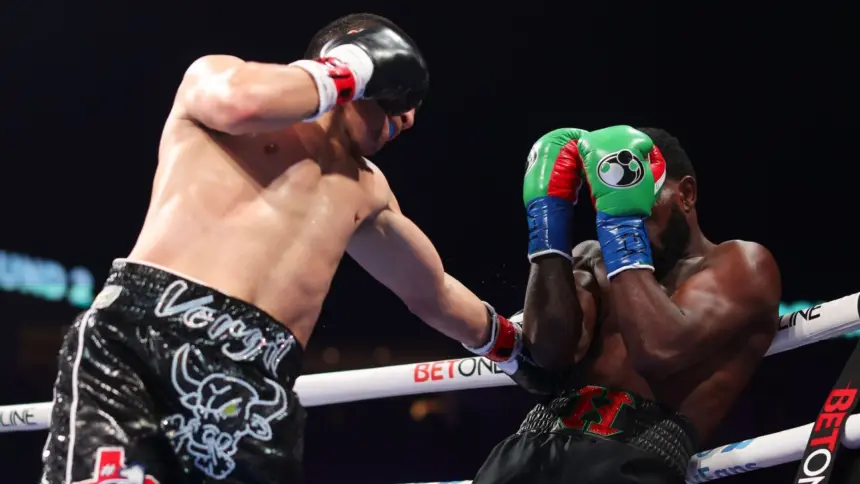 Ortiz Destroza a Lubin y Desafía a Ennis: ¡Choque Épico en la Mira!