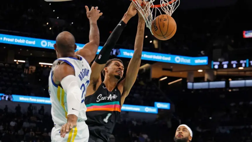 Wemby y Castle hacen historia en derrota: Doble triple-doble para los Spurs