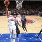 Brunson, de los Knicks, lesionado: Sale de MSG en muletas tras torcedura