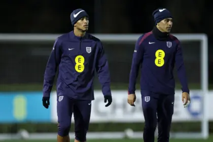 Rogers titular sobre Bellingham: Alineación de Inglaterra vs Serbia