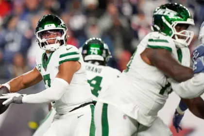 Jets evalúan cambio de QB: ¿Justin Fields en la cuerda floja?