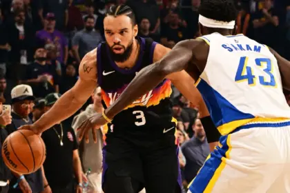 Dillon Brooks, de Suns, Multado por Gesto Obsceno en Partido de NBA 12 Dillon Brooks, de Suns, Multado por Gesto Obsceno en Partido de NBA