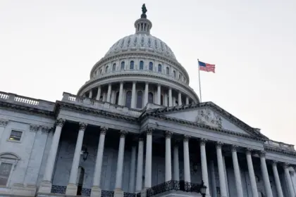 Congreso exige explicaciones a MLB por escándalo de apuestas en el béisbol