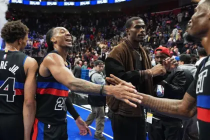 Pistons Imparables: 9na Victoria Seguida ante 76ers Sin Estrellas NBA 8 Pistons Imparables: 9na Victoria Seguida ante 76ers Sin Estrellas NBA