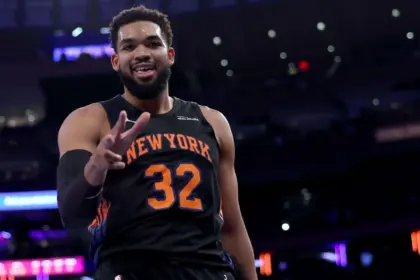 Knicks vencen al Heat: Towns y Shamet lideran tras lesión de Anunoby