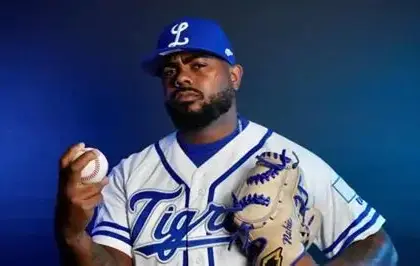 Ulises Joaquín: Héroe en Citi Field con out crucial y perreo Team Fruta