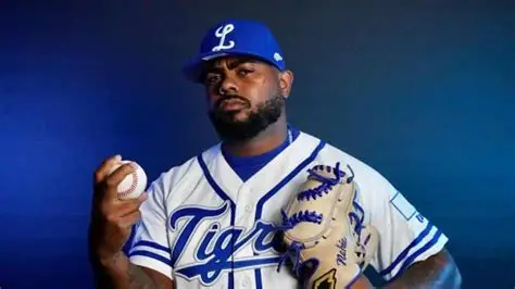 Ulises Joaquín: Héroe en Citi Field con out crucial y perreo Team Fruta