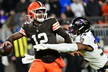 Debut de Shedeur Sanders: Revés tras Conmoción de Gabriel con Browns vs Ravens
