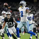 Cowboys Honran a Kneeland con Goleada: Prescott y Pickens Brillan ante Raiders