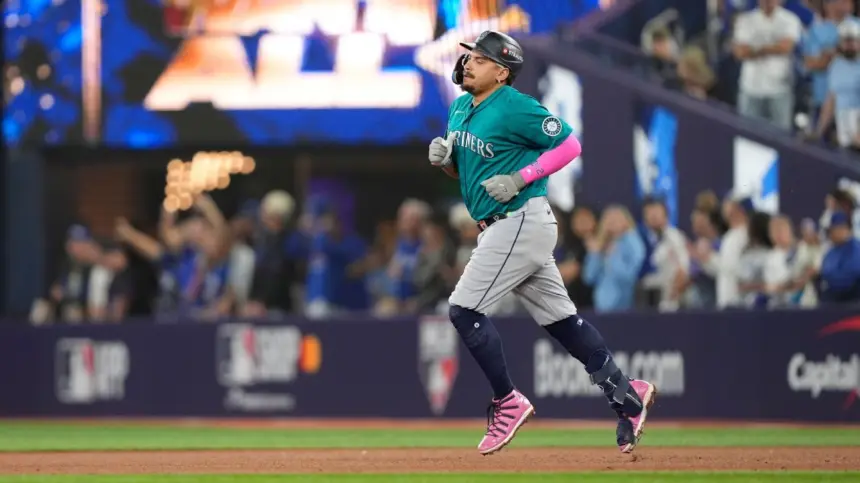 Naylor regresa a Marineros: Firma por 5 años y $92.5M