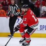 Foligno, Capitán de Blackhawks, Baja 4 Semanas por Lesión en la Mano