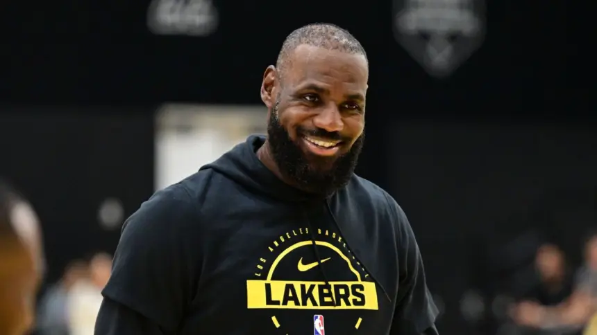 LeBron James debutará con Lakers vs Jazz: Regreso del Rey en la NBA