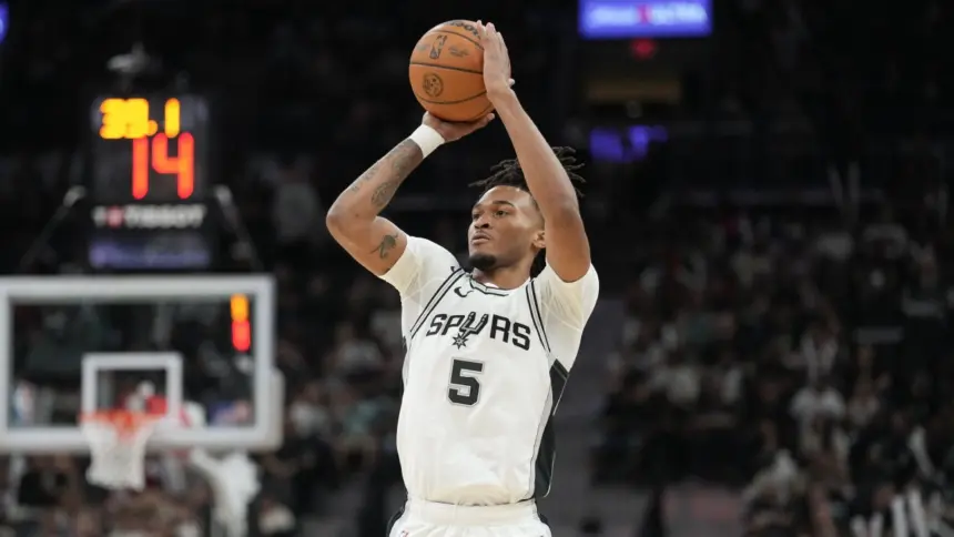 Spurs: Stephon Castle, Rookie del Año, baja por lesión de cadera