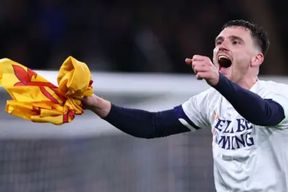 Robertson: Emoción y Recuerdo Tras Clasificación de Escocia al Mundial