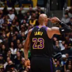 LeBron James regresa: Lakers anotan 140 en su debut histórico