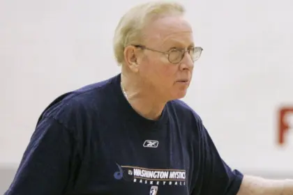 Fallece Richie Adubato: Leyenda del baloncesto NBA y WNBA a los 87 años