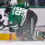 Roy EXPLOTA contra Rantanen por golpe peligroso: Islanders vs. Stars en NHL
