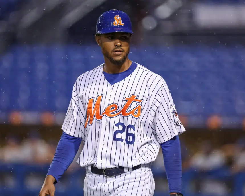 Mets Promueven a Gilbert Gómez: Coach de Primera Base y Jardines en 2026