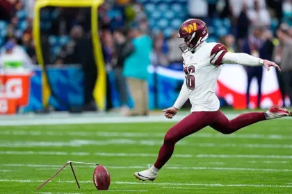 49ers firman a Matt Gay: Refuerzo para la incertidumbre de Piñeiro