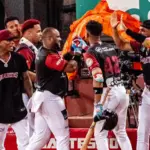 Gigantes del Cibao remontan a Estrellas con rally y ganan 5-2 en LIDOM