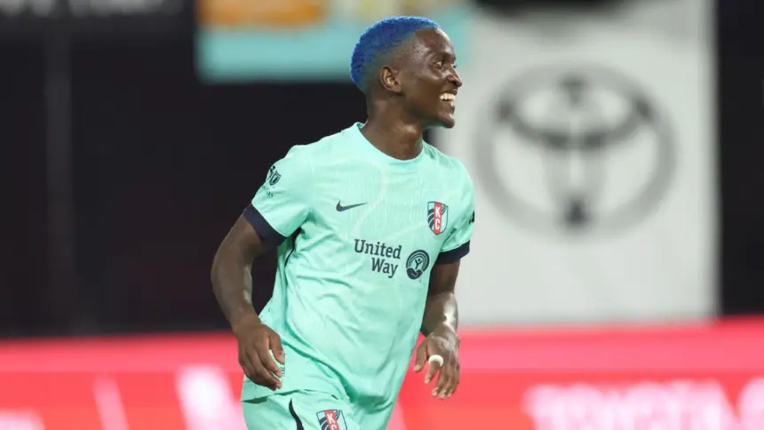 Chawinga Hace Historia: Bicampeona MVP de la NWSL