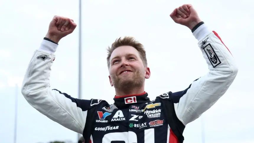 Byron y Larson a la final de NASCAR: ¡Definidos los contendientes!