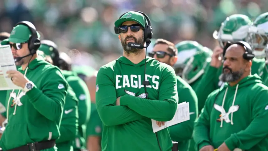 Nick Sirianni: ¿El Entrenador Más Cuestionado del Éxito en la NFL? Análisis Eagles