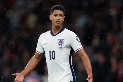 Wright Defiende a Bellingham: "No Están Listos Para un Superstar Negro"