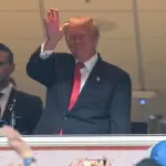 Toub de los Chiefs critica a Trump por sus opiniones sobre las patadas iniciales