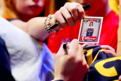 Panini y WNBPA firman acuerdo histórico para coleccionables de la WNBA