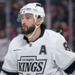 Doughty a la lista de lesionados: Defensa de los Kings sufre golpe en el pie