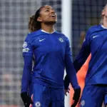 Bompastor, DT del Chelsea, Fustigada por Fallo Eléctrico vs. Barcelona