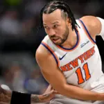 Brunson regresa: Knicks vencen a Mavs 113-111 con gran actuación