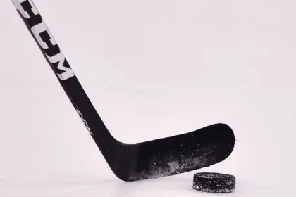 IIHF: Protectores de Cuello Obligatorios en Juegos Olímpicos de Hockey 9 IIHF: Protectores de Cuello Obligatorios en Juegos Olímpicos de Hockey