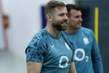 Inglaterra Impone Bailes TikTok como Castigo Disciplinario en el Rugby 18 Inglaterra Impone Bailes TikTok como Castigo Disciplinario en el Rugby