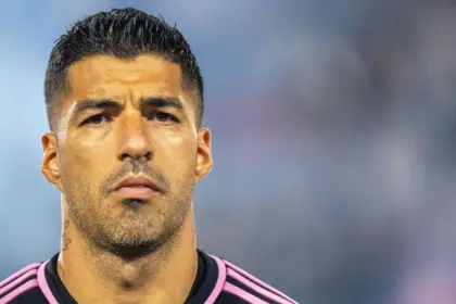 Mascherano Defiende a Suárez: Clave en Inter Miami vs. Cincinnati (Playoffs MLS)