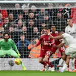 VAR Polémico: Murillo Anota, Mano de Igor Jesus Anulada en Liverpool vs Forest