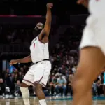 Harden Impone Récord Clippers con 55 Puntos ante Hornets