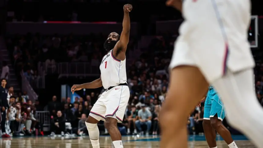 Harden Impone Récord en Clippers con 55 Puntos ante Hornets